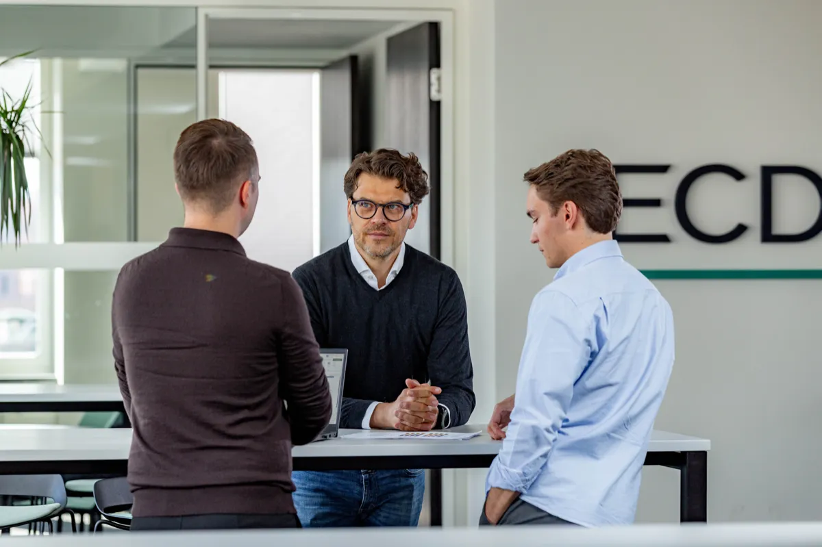 Shopper behaviour analysis in a client workshop